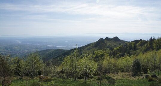 Les 3 dents et la Vallée du Rhône vues depuis le Pilat